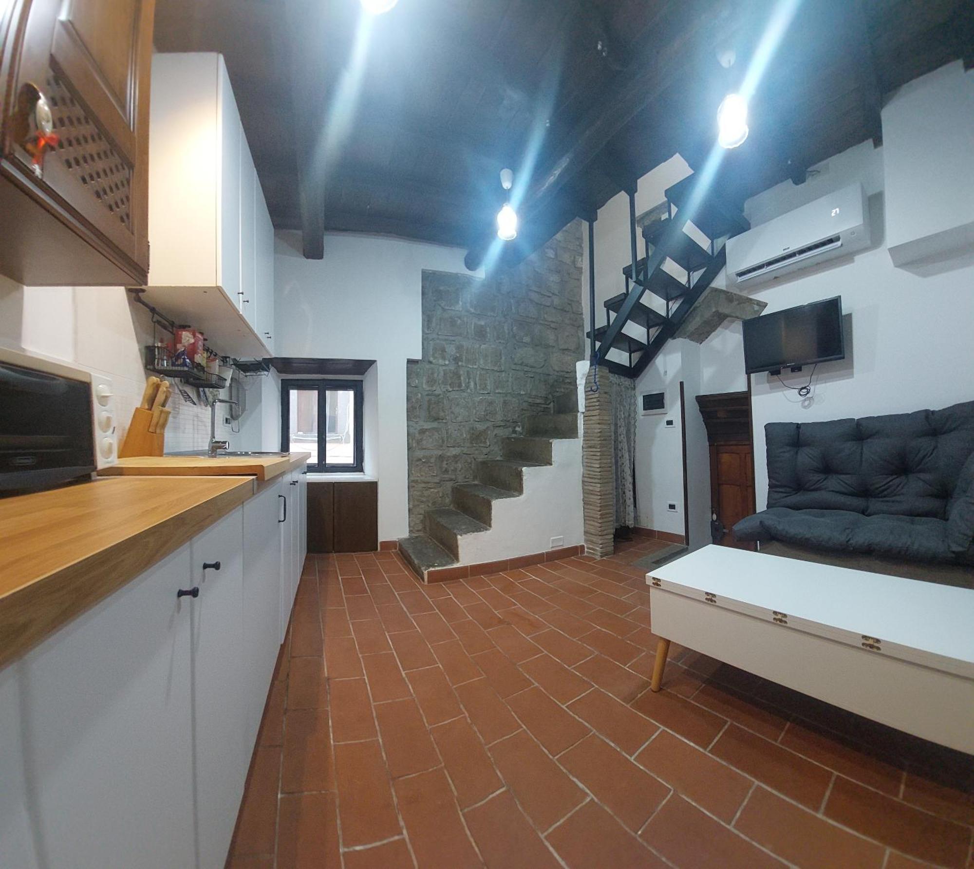 Casa Medievale In Stile วิแตร์โบ ภายนอก รูปภาพ